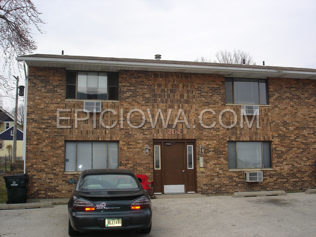 Property main image