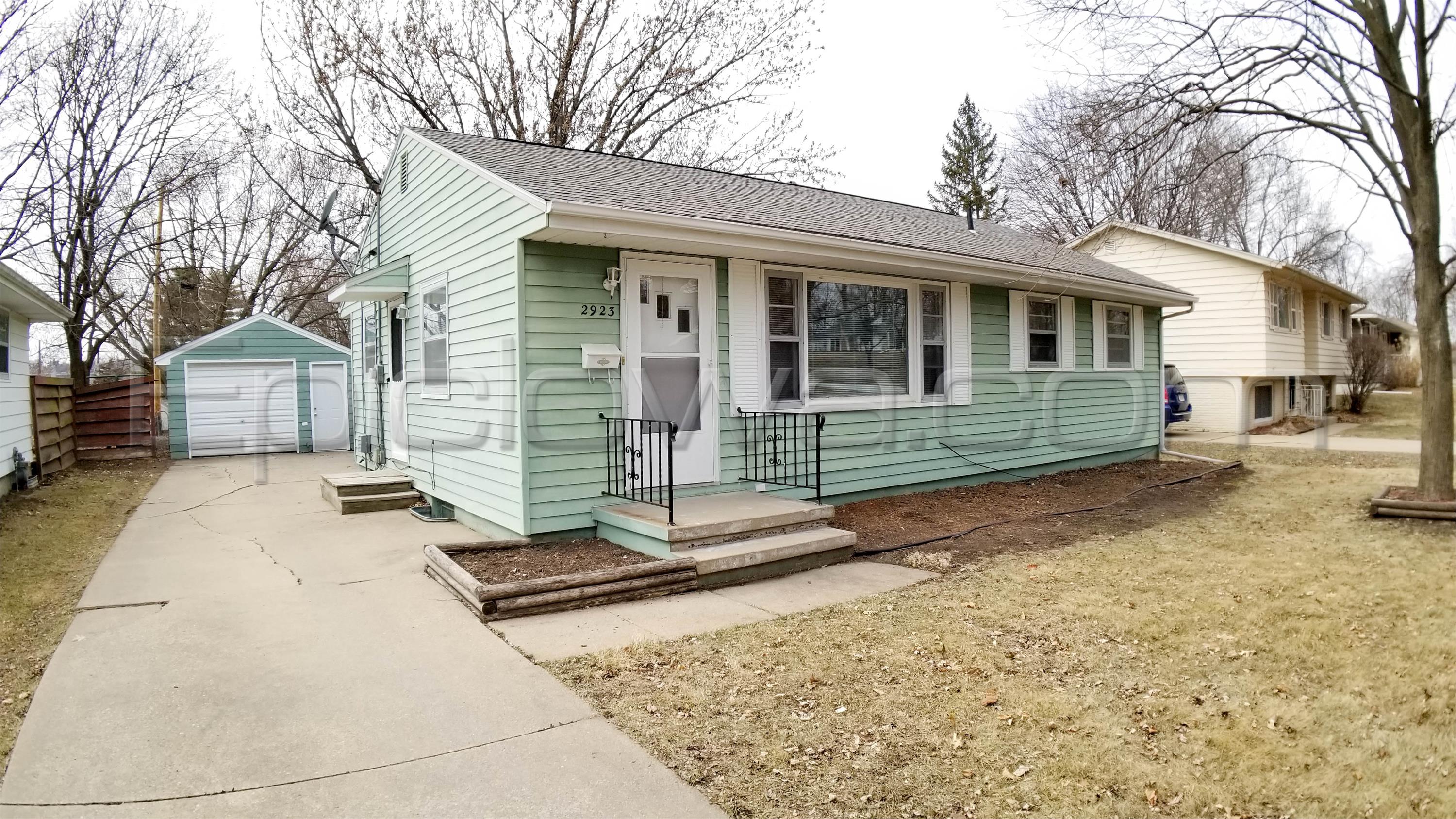 Property thumbnail image