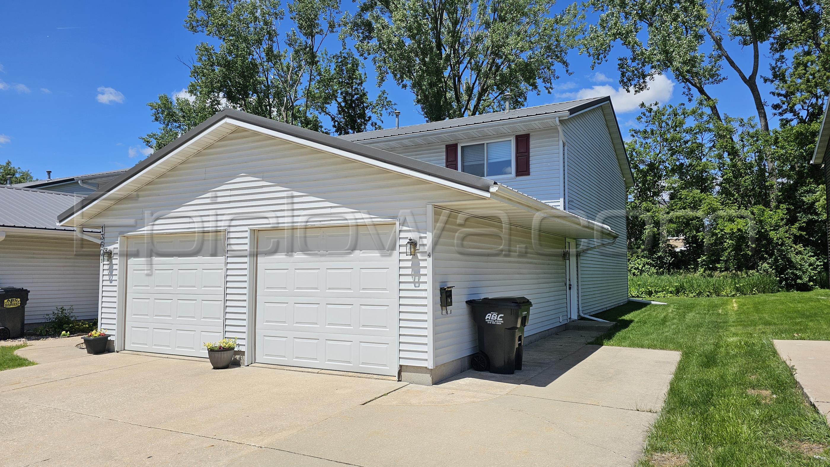 1360 Daleview Dr. #4