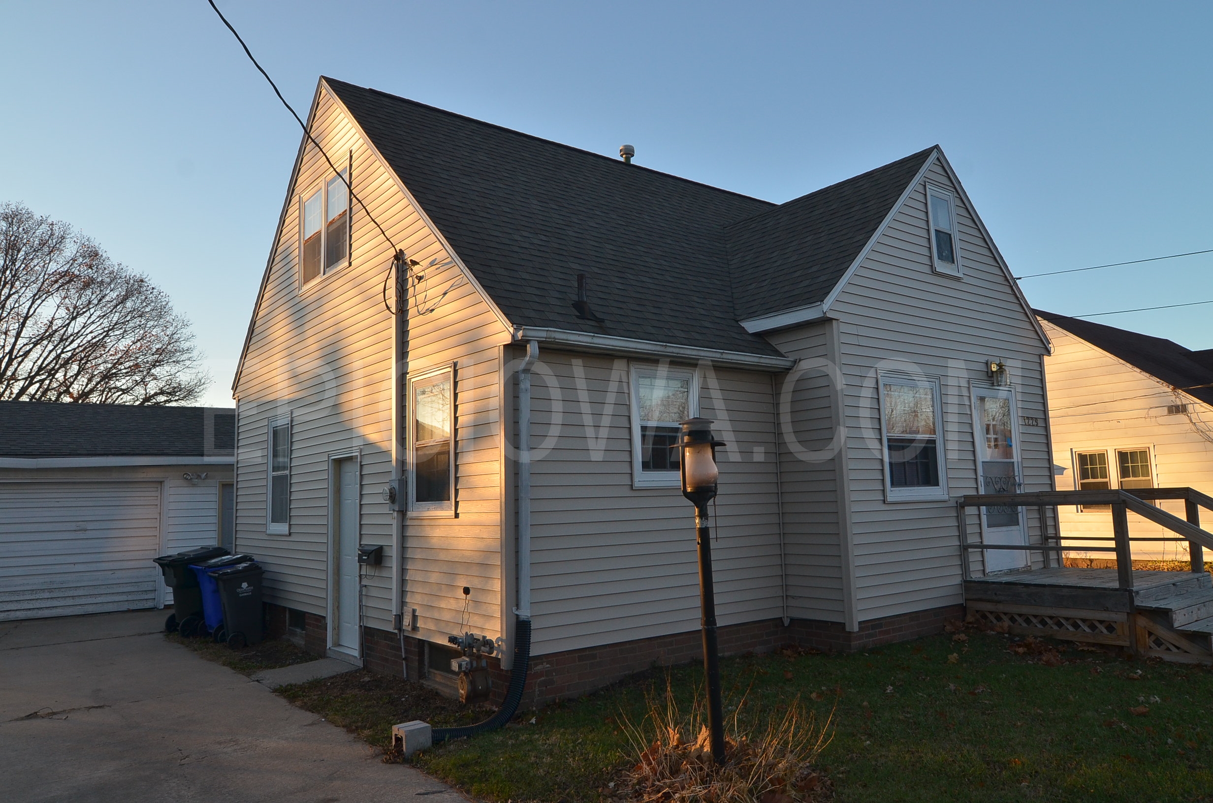 Property main image